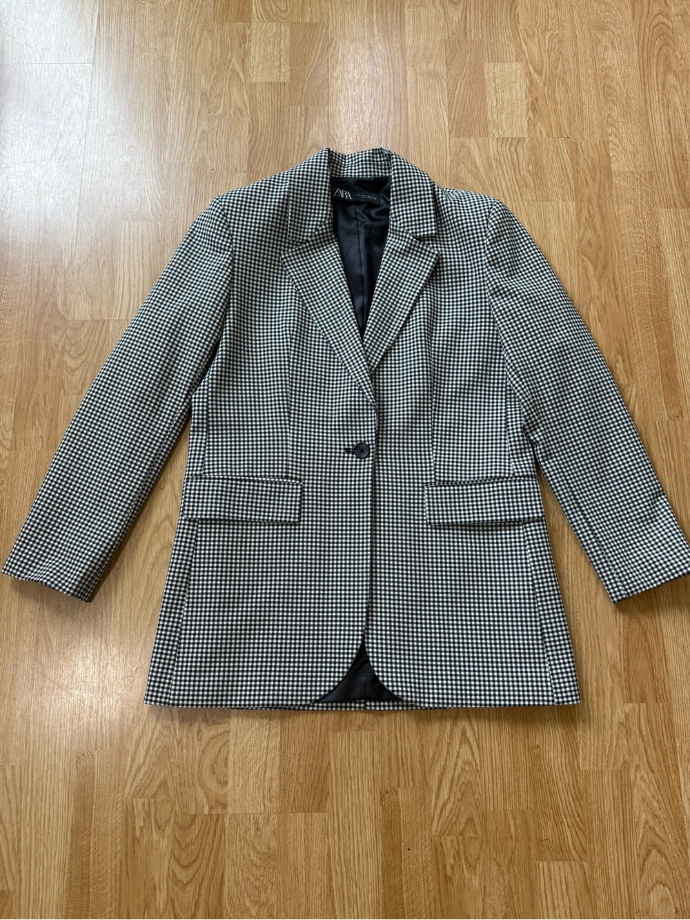 Zara Black & White Houndstooth Single-Button Blazer- Size S (fits like a medium)